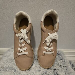 Universal Thread sneakers